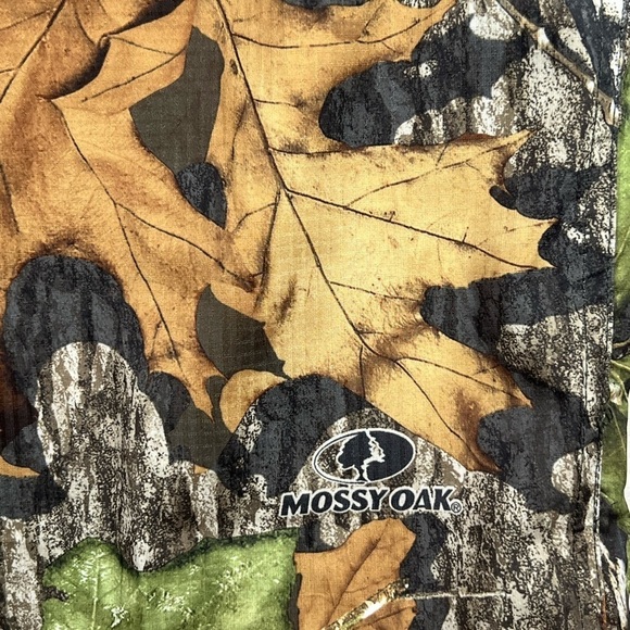 NWT Under Armor Mossy Oak Medium UA Hunt Camo Performance Button Front Shirt - Picture 10 of 13